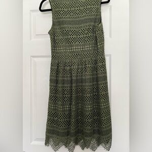Banana Republic Olive Lace Shift Dress - Size 4